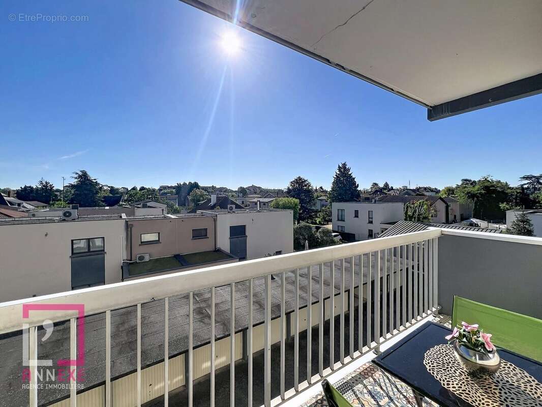 Appartement à FONTAINES-SUR-SAONE