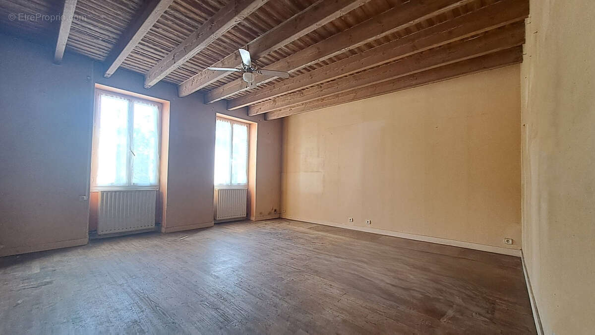 Maison à SAINT-LAURS