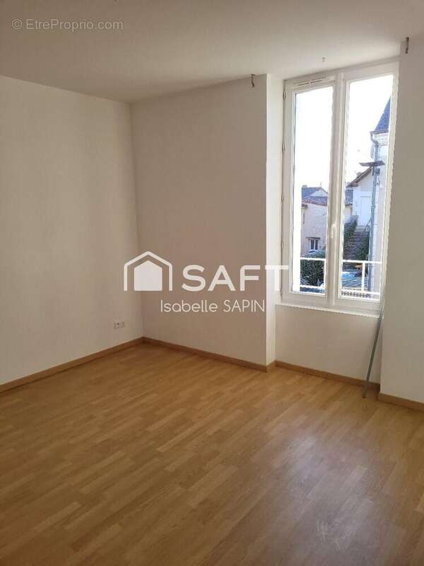 Photo 8 - Maison à NEUVILLE-DE-POITOU