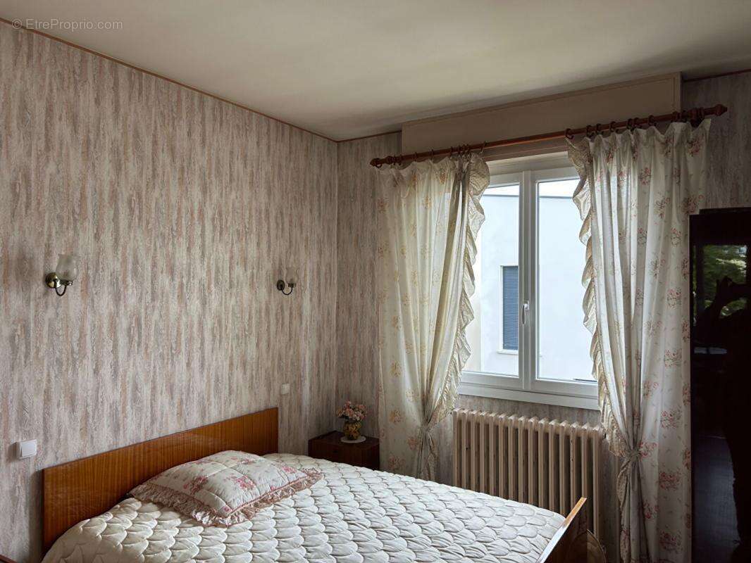 Maison à VILLENAVE-D'ORNON