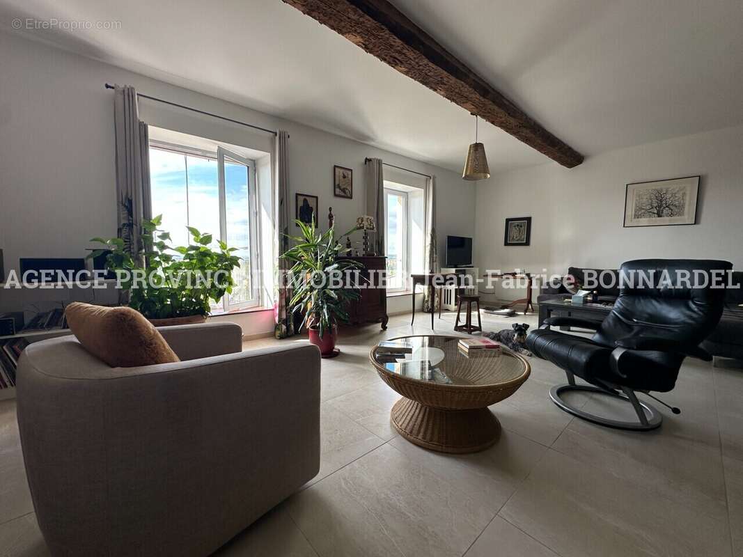 Appartement à GRIGNAN