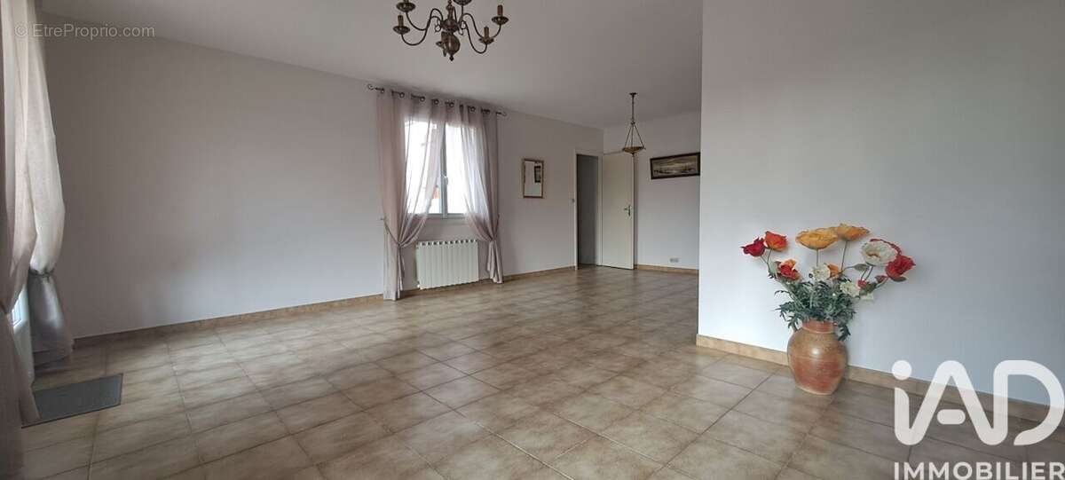 Photo 3 - Maison à BEAULIEU-SOUS-PARTHENAY