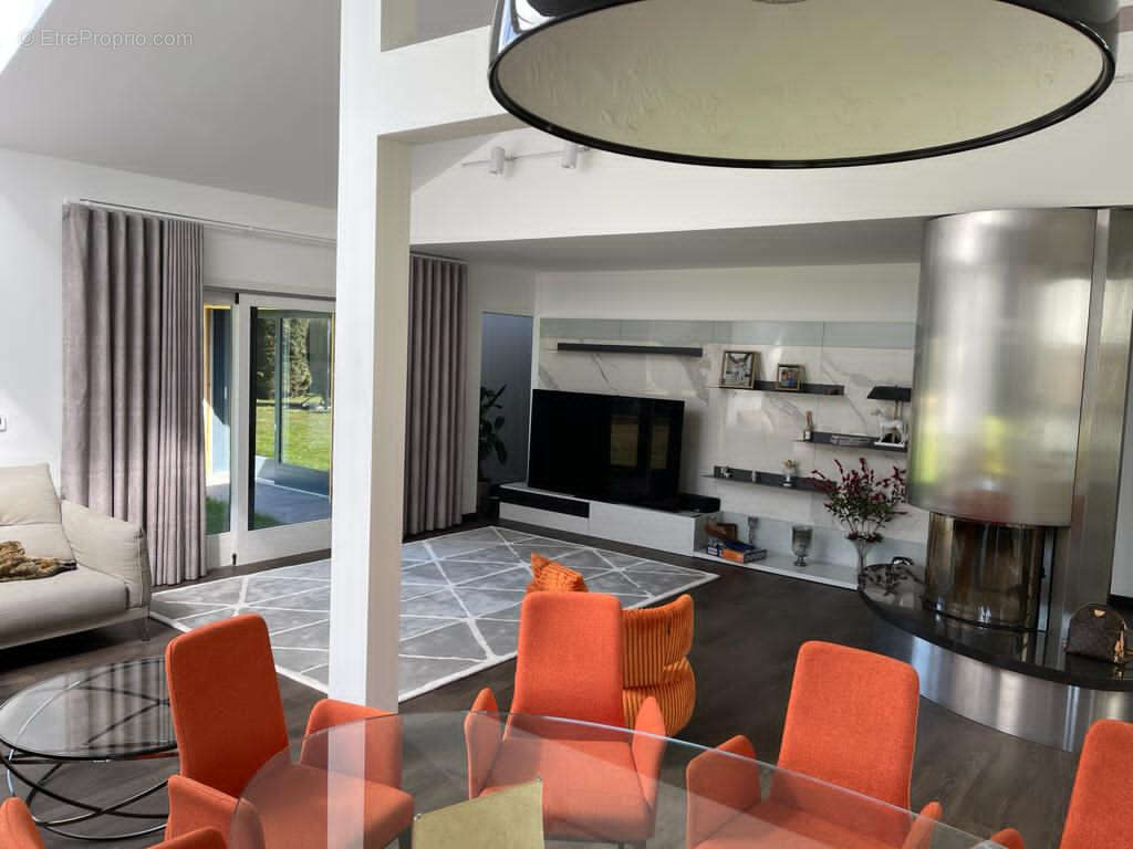 Maison à SCIEZ