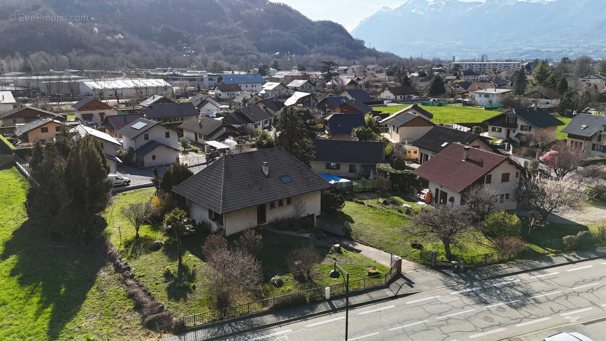 Maison à ALBERTVILLE