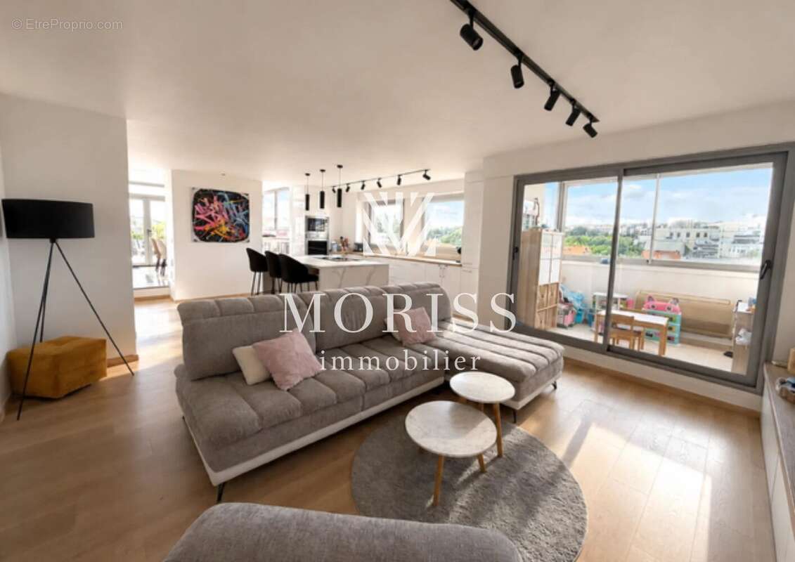Appartement à LE PERREUX-SUR-MARNE