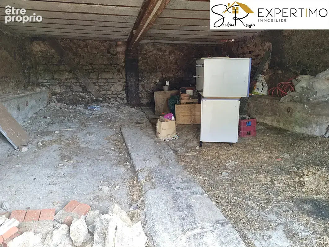 Saint Eloy-les-Mines Grange 206 m2 - photo 4