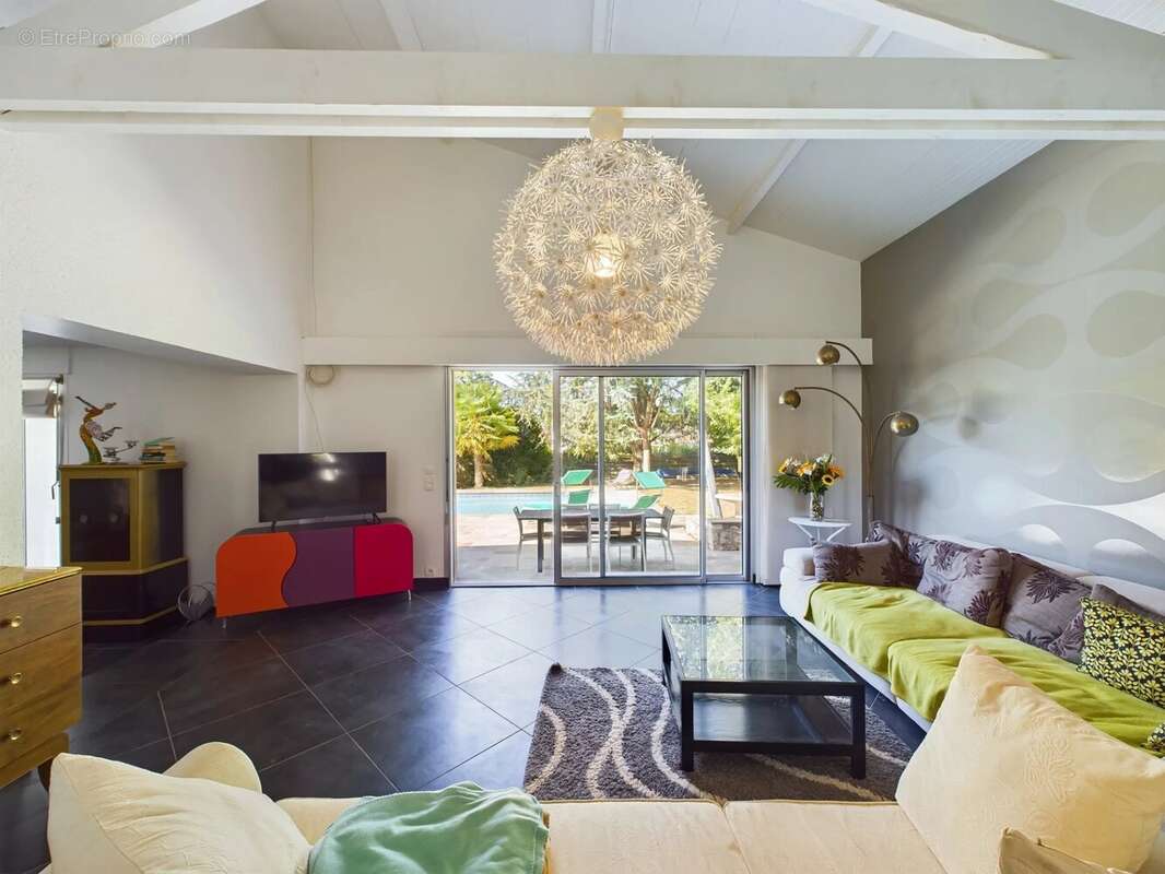Splendide maison d'architecte à l'ambiance rétro/chic. - photo 7