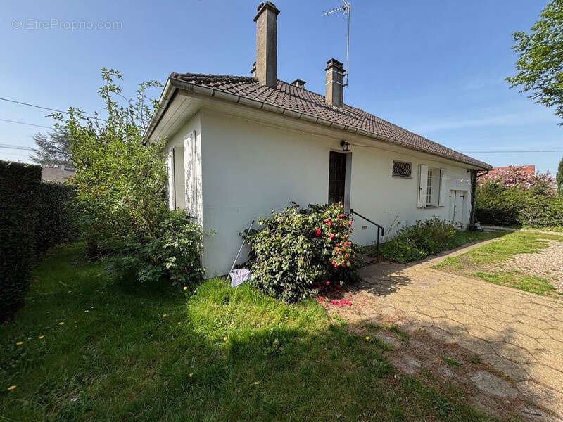 Maison à CANTELEU