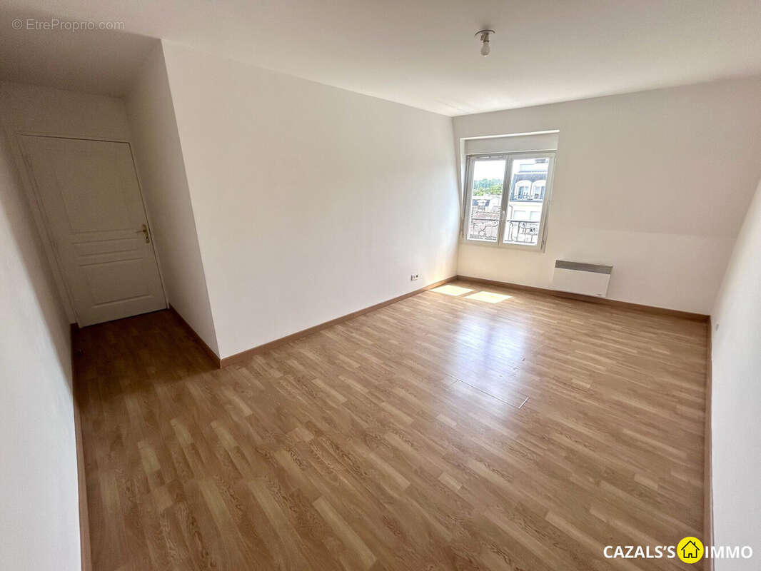 Appartement à SAINT-FARGEAU-PONTHIERRY