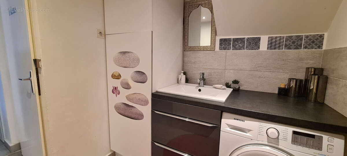 Maison à SAVIGNY-LE-TEMPLE