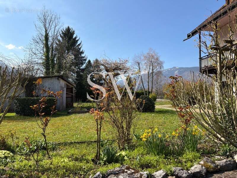 Maison à SAINT-JORIOZ