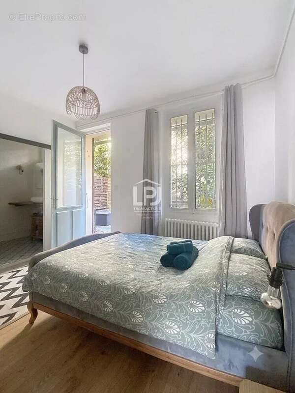 Coup de Cœur aux Chalets : T2 Rénové & Meublé avec Terrasse Unique - photo 5