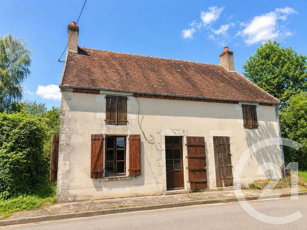 Maison 79 m² à Saint-Bouize  - photo 11