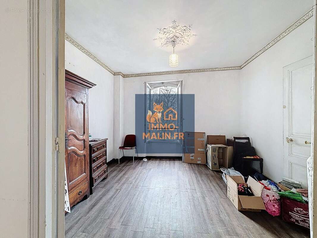 Chanbre RDC - Maison à VILLENEUVE-SAINT-GEORGES