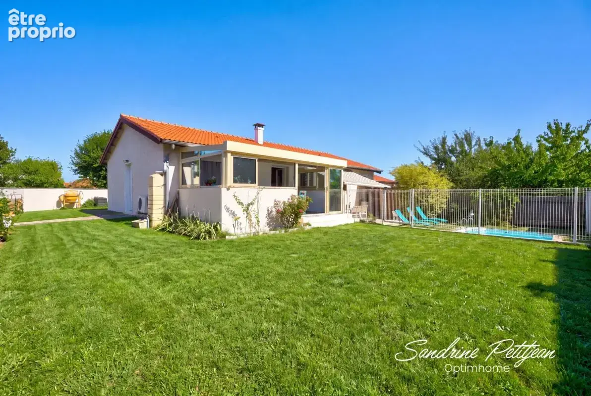 À vendre – Maison familiale de plain-pied 108.5 m² (4 chambres - Véranda) + Garage – Piscine – Terrain 555 m² – Saint-André-de-C - photo 15
