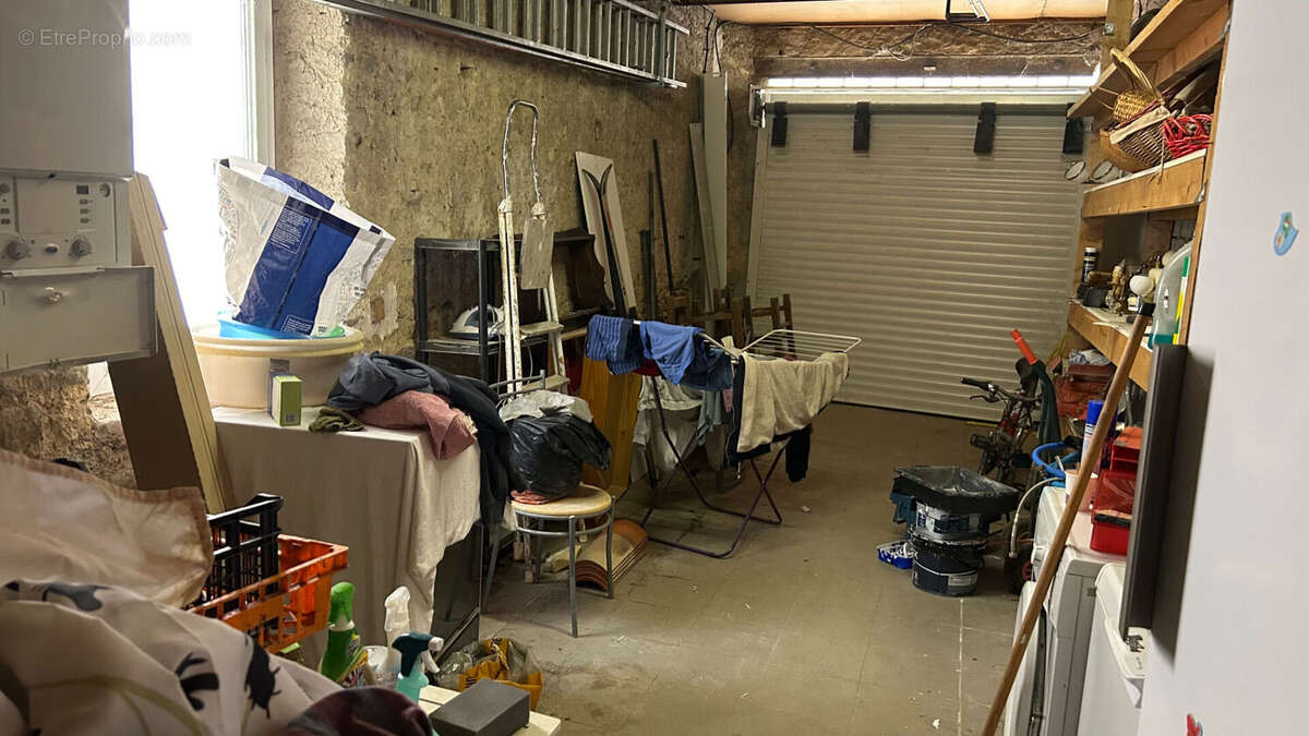 Maison à VILLEMOUSTAUSSOU