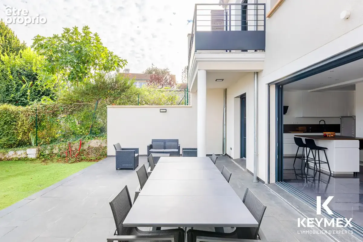 Jouy-le-moutier village maison 2022 ,162 m²,8 piéces,5/6 chambres jardin plat 450 m² - photo 6