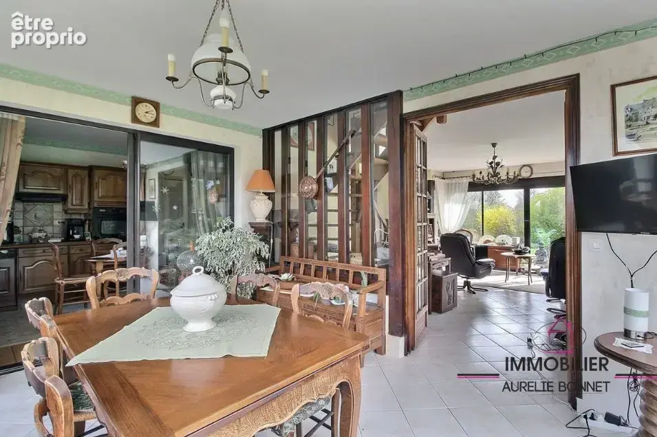 Maison 9 pièces 180 m² à vendre à Pont-L'eveque (14130) - photo 7