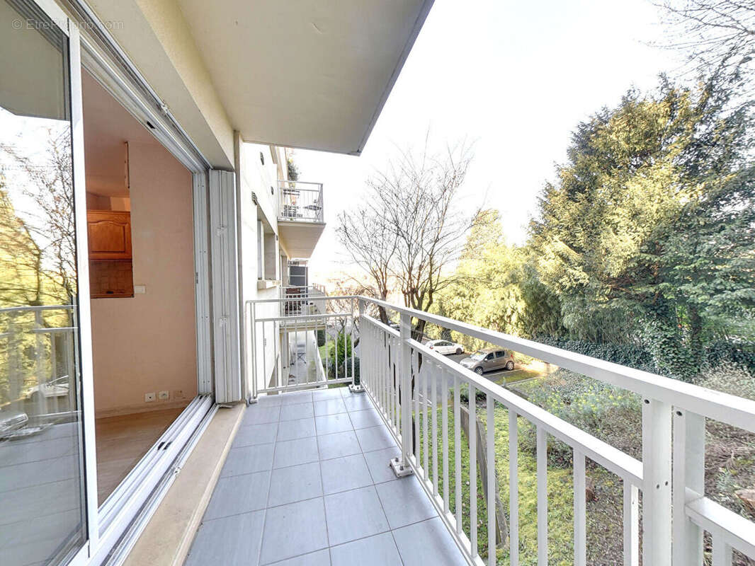 Appartement à BRY-SUR-MARNE