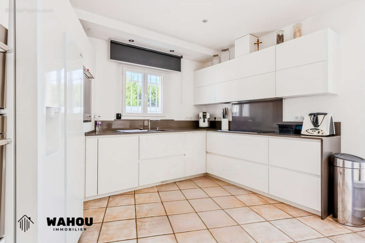 Maison à SAINT-CEZAIRE-SUR-SIAGNE