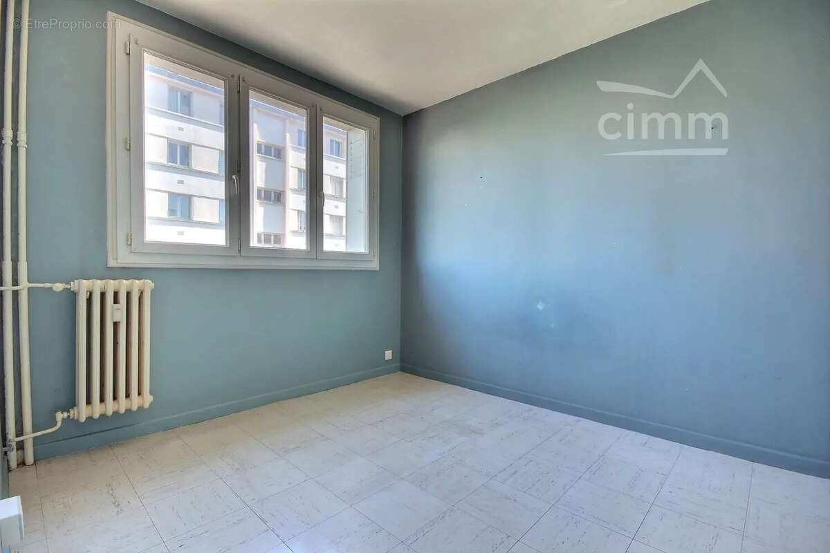 Appartement à LE TEIL