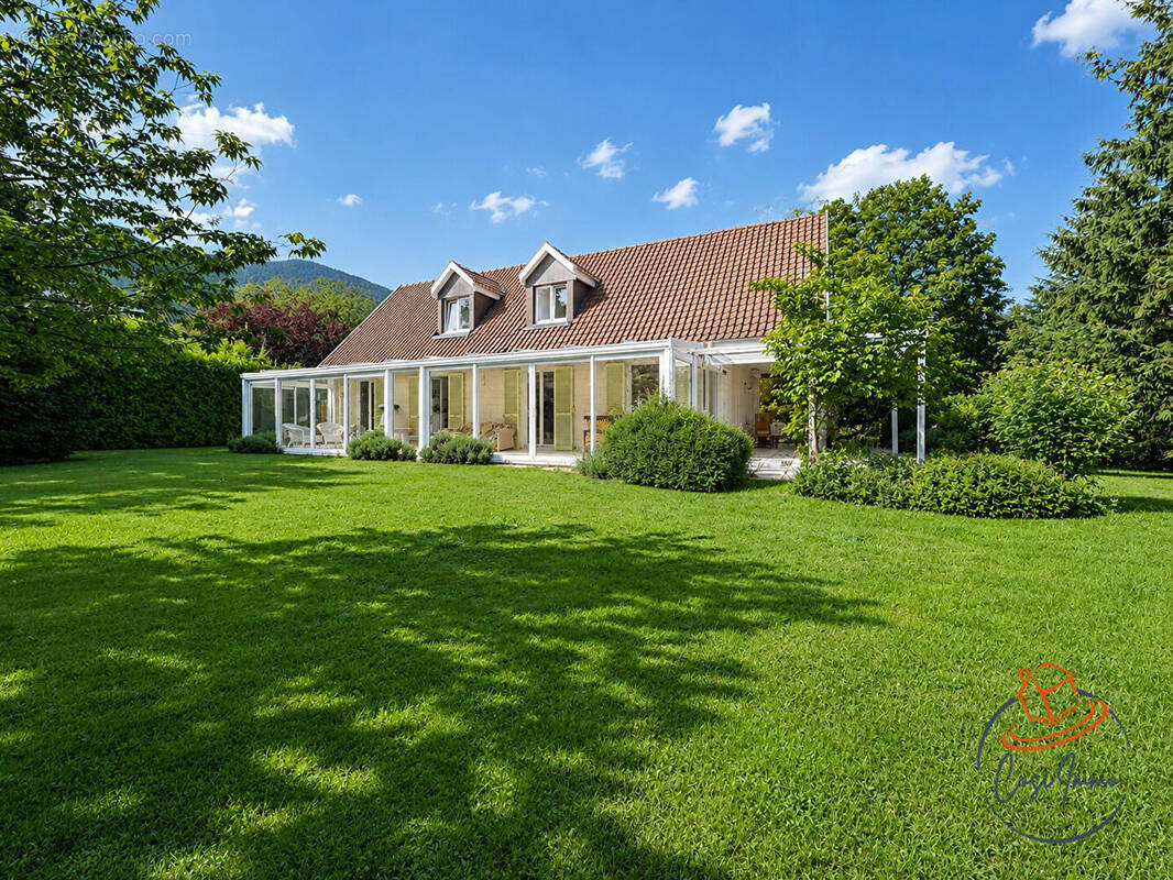Maison à ECHENEVEX