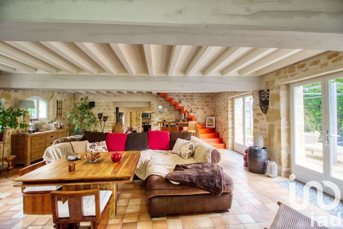 Photo 3 - Maison à VIGNY
