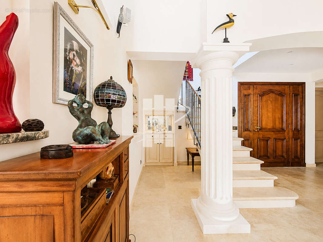 FREJUS - L'élégance et le confort d'une maison où chaque jour a un goût de vacances - photo 5