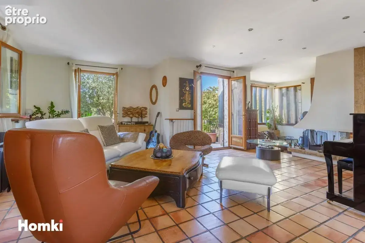 Maison/Villa T6 de 160 m² à Le Plessis-Bouchard 95130 - photo 2