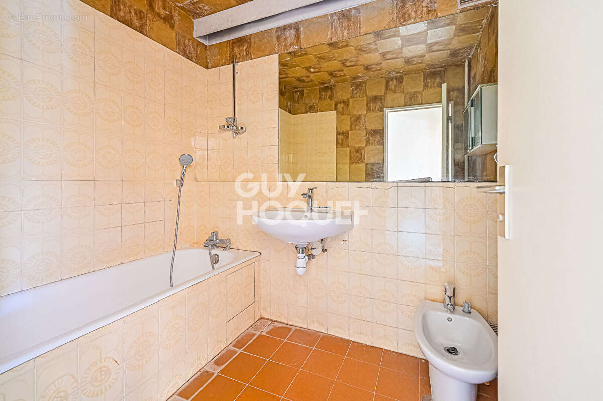 Appartement à PARIS-12E