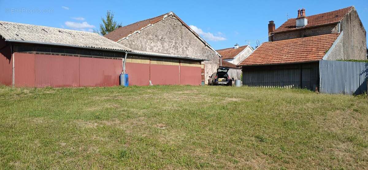 Maisonnette à rénover à la campagne en Haute -Saone - photo 2