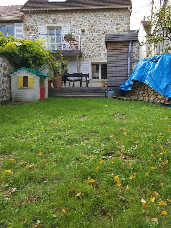 Maison à BURES-SUR-YVETTE