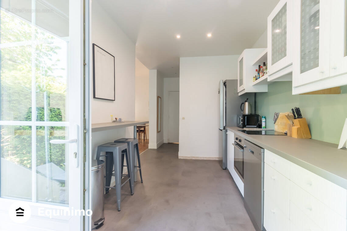 Appartement à SURESNES