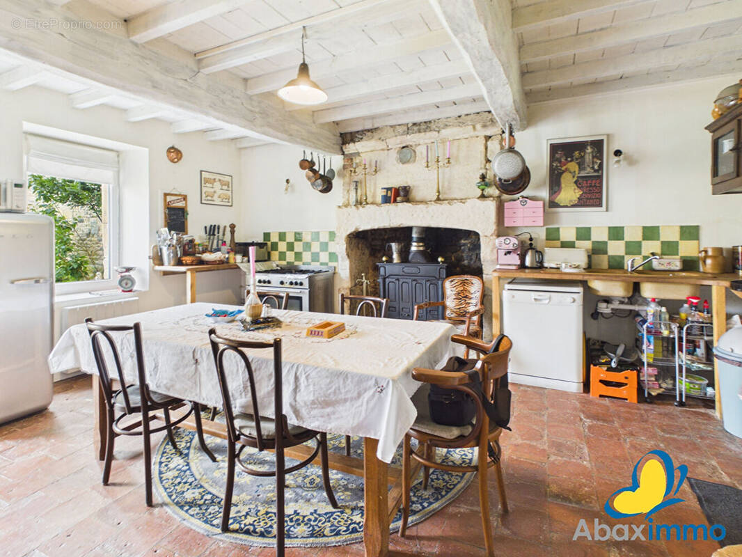 Maison à OLENDON