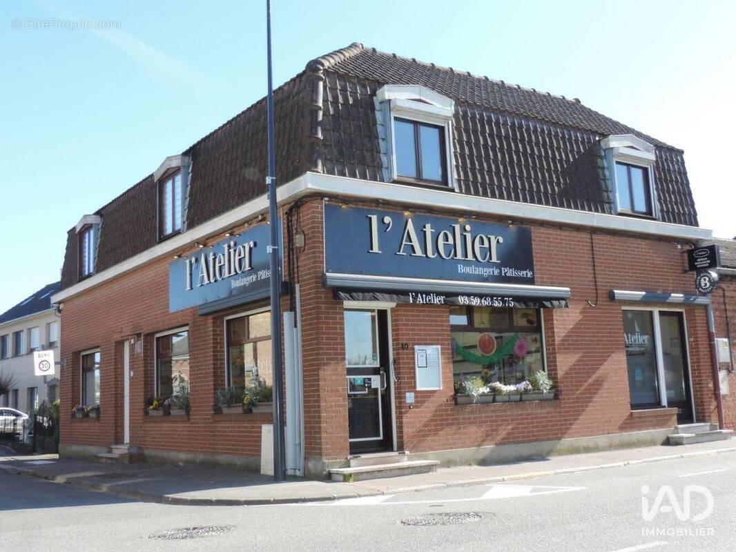 Photo 1 - Commerce à WINNEZEELE