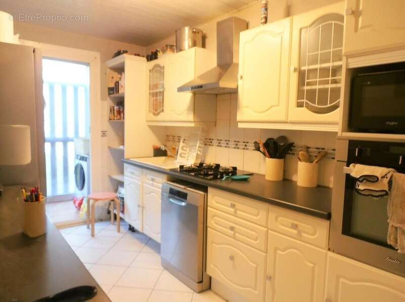 Appartement à MARSEILLE-10E