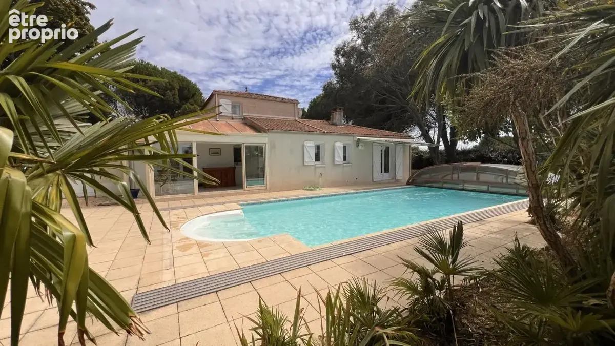 Maison à LONGEVILLE-SUR-MER