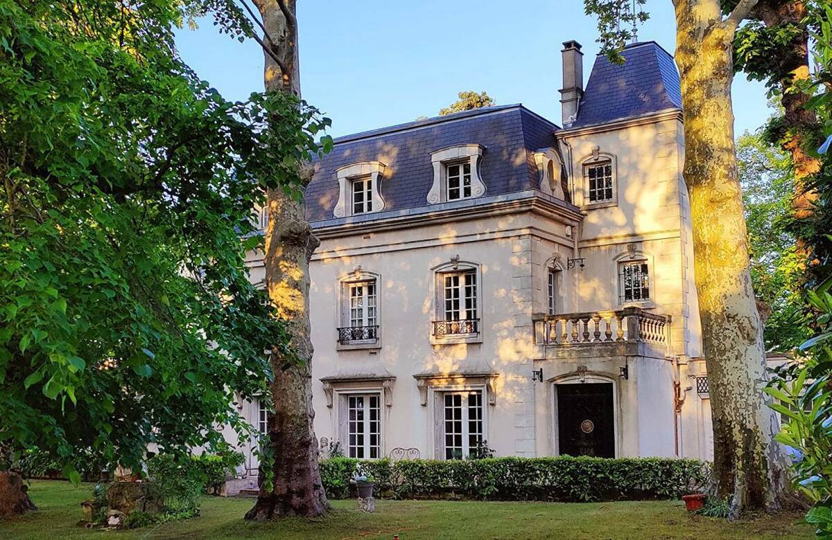 Maison à NEUILLY-PLAISANCE