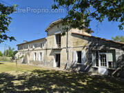 Maison à CAMPS-SUR-L'ISLE
