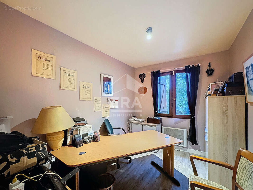 Maison à CHAUMONTEL