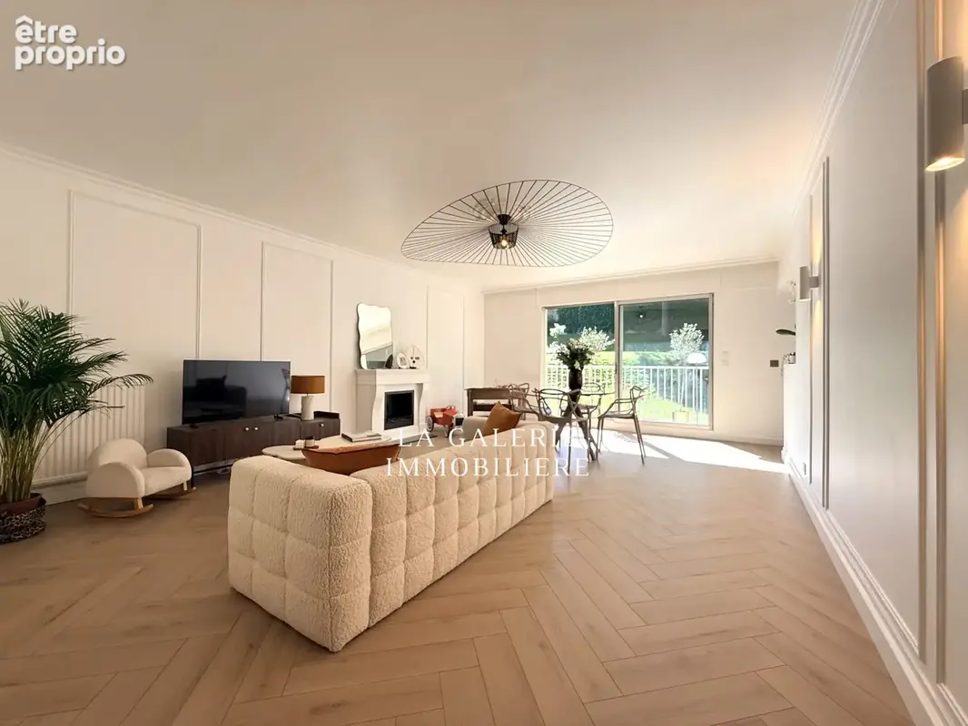 Appartement 4 pièces 115 m² à vendre à Nanterre (92000) - photo 2