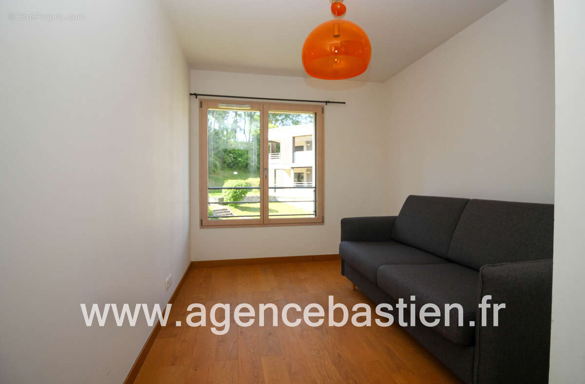 Appartement à DIVONNE-LES-BAINS