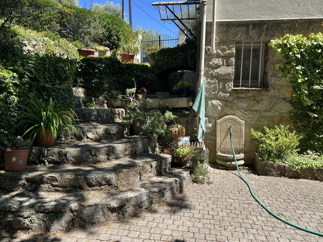 Maison à GRASSE