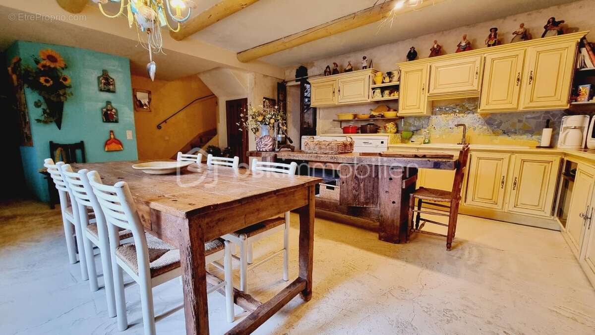 Maison à VERS-PONT-DU-GARD