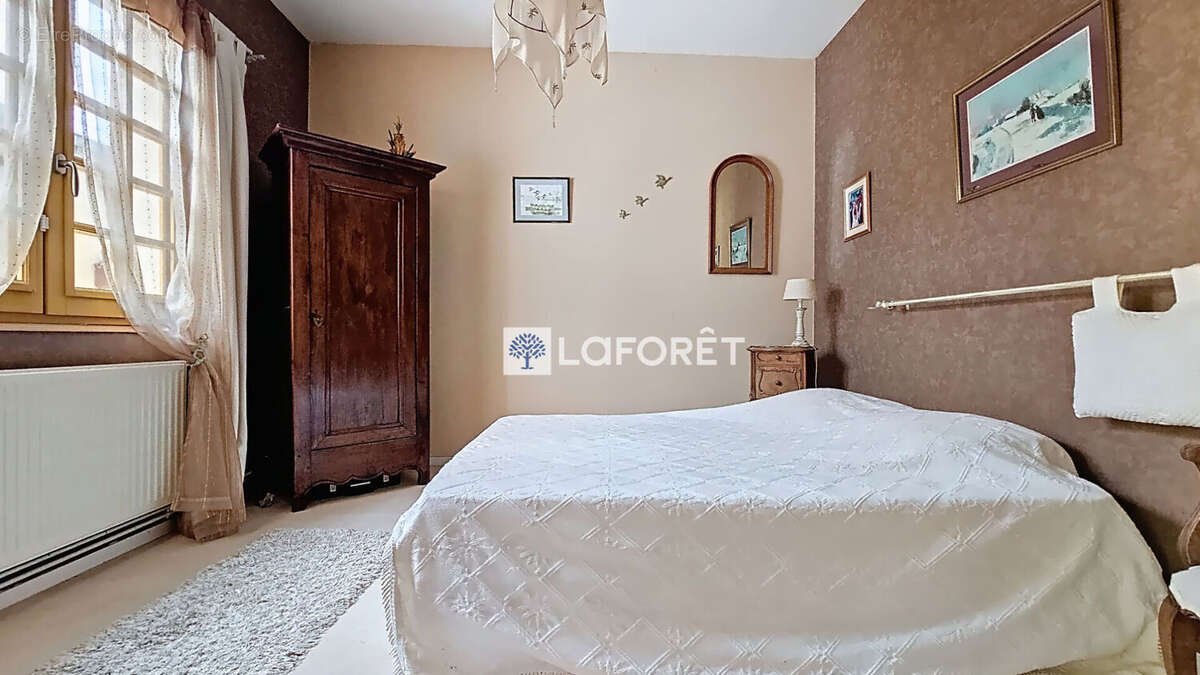 Maison à AMIGNY-ROUY