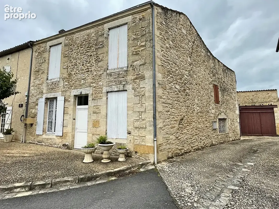 Photo Maison à Gensac au prix de 140 000€