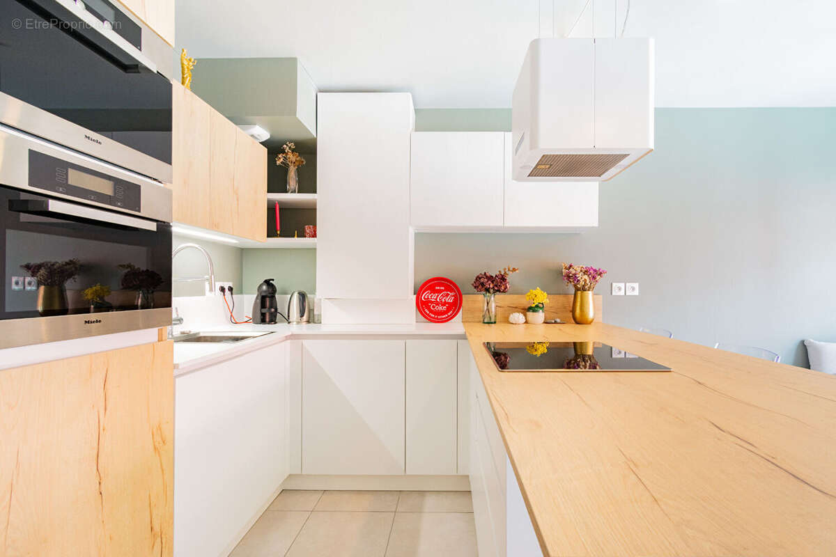 Appartement à MARSEILLE-2E