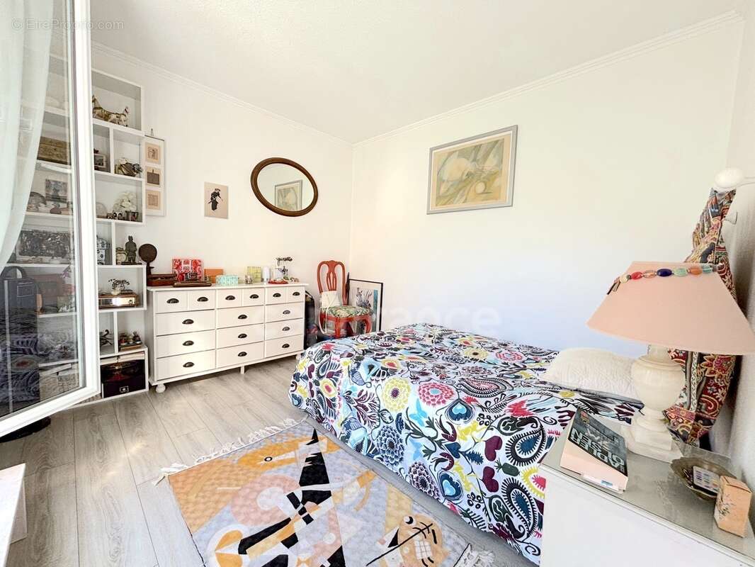 Appartement à vendre 4 pièces MOUGINS (06) - photo 6