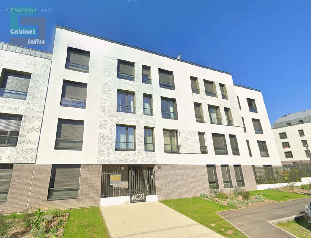 Appartement à FONTAINEBLEAU