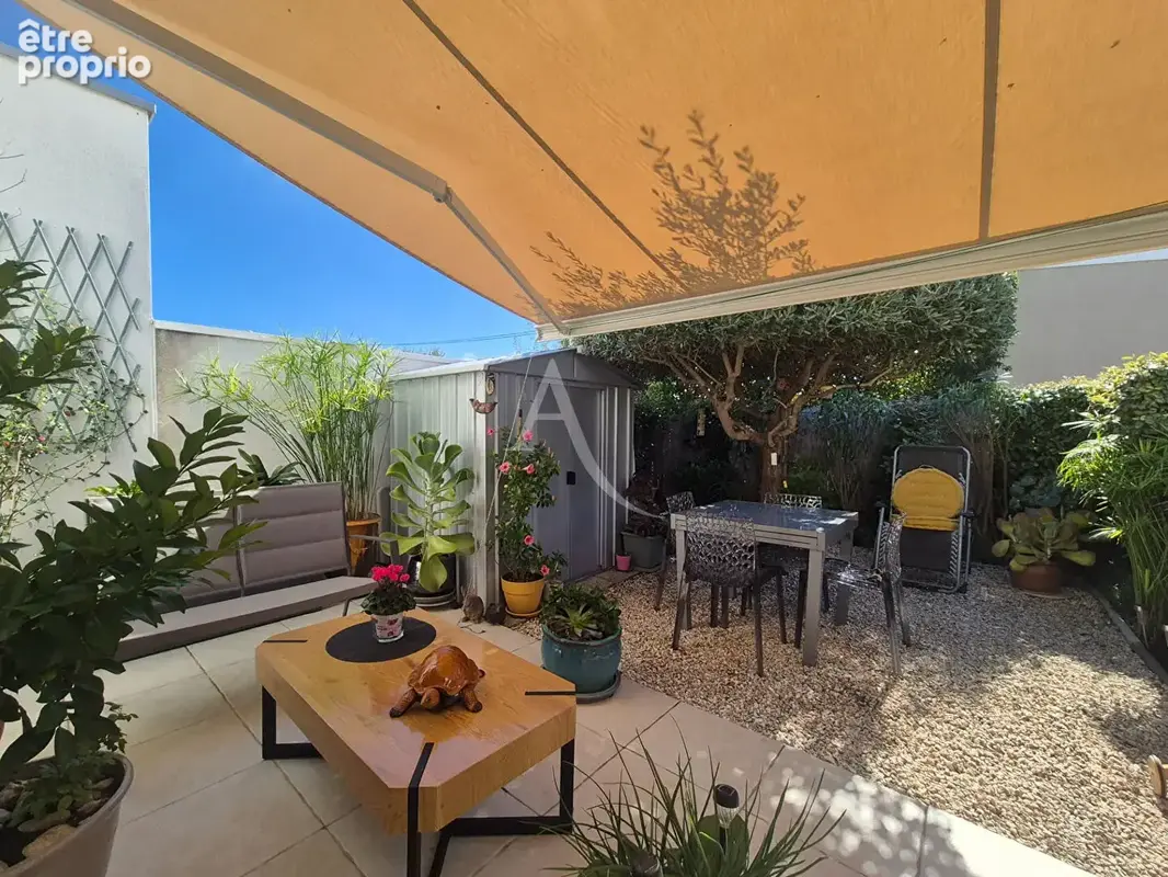 Appartement Balaruc Le Vieux 2 pièce(s) 40 m2 + Terrasse, jardinet et place de parking - photo 1